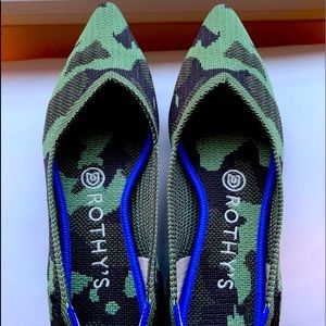 Rothys- Green Camo Size 6.0 Pointed Toe Shoes
